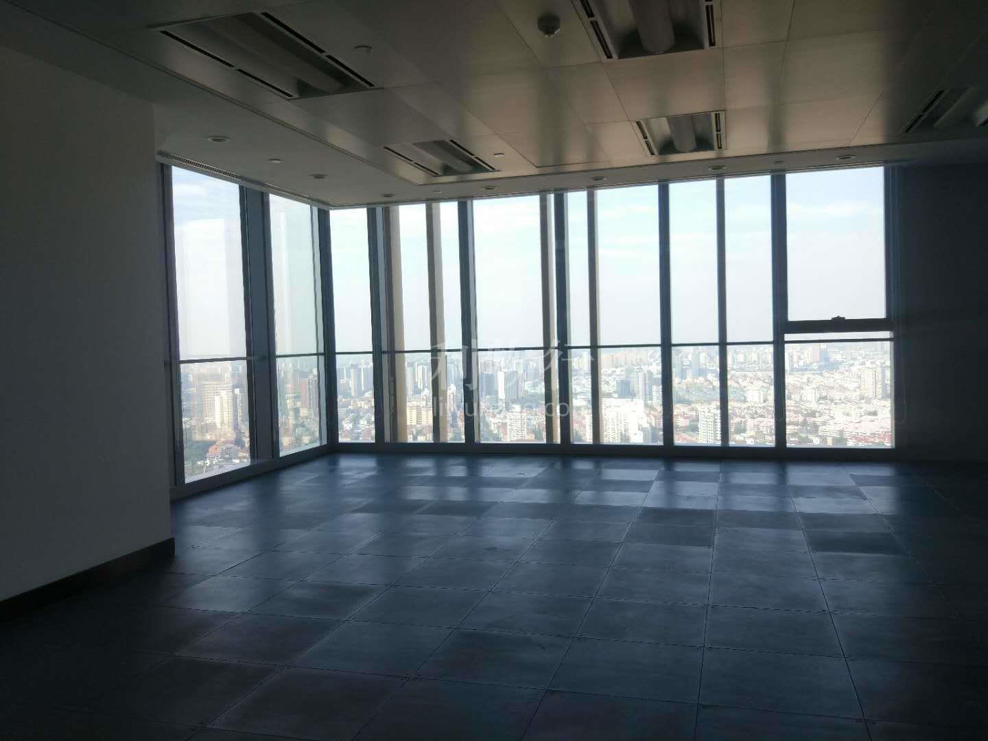 环球港写字楼420m2办公室4.00元/m2/天 精装修