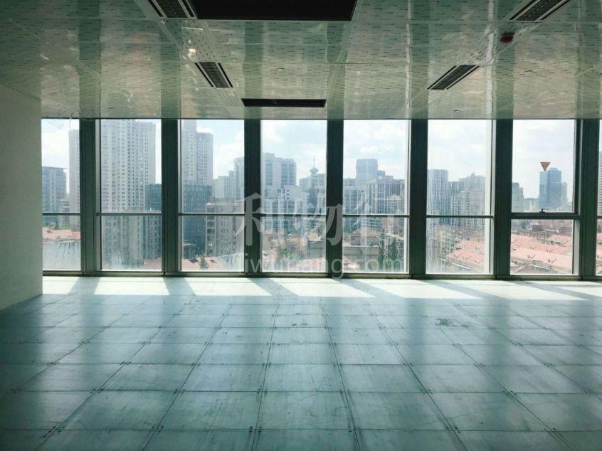 上海长宁国际发展广场写字楼280m2办公室6.50元/m2/天 中等装修