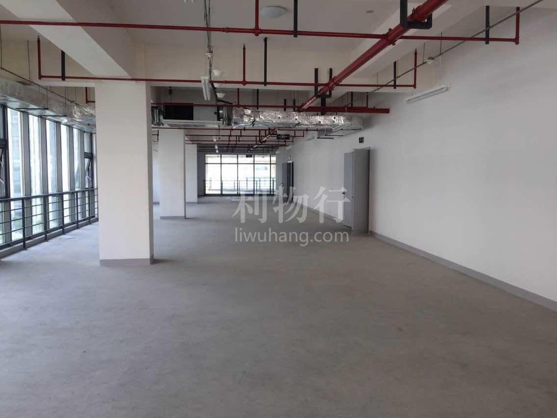 上海普天信息产业园写字楼215m2办公室4.50元/m2/天 中等装修