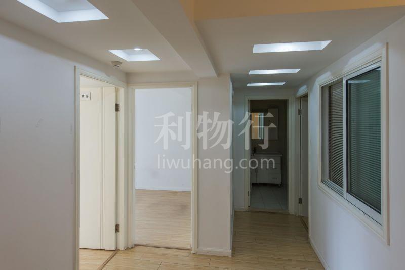 中海万锦城写字楼80m2办公室3.50元/m2/天 中等装修