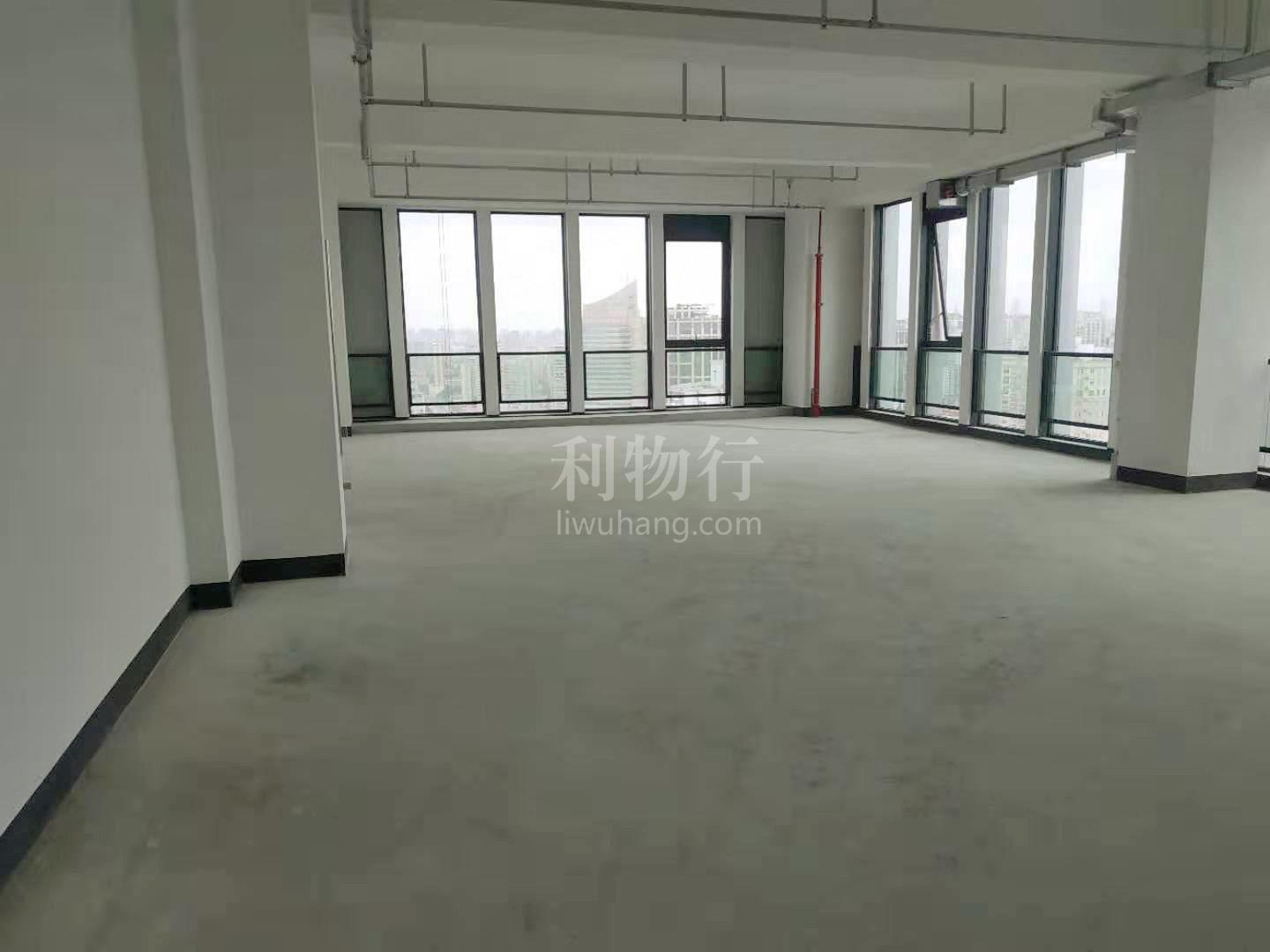 华西融创中心写字楼253m2办公室6.50元/m2/天 中等装修
