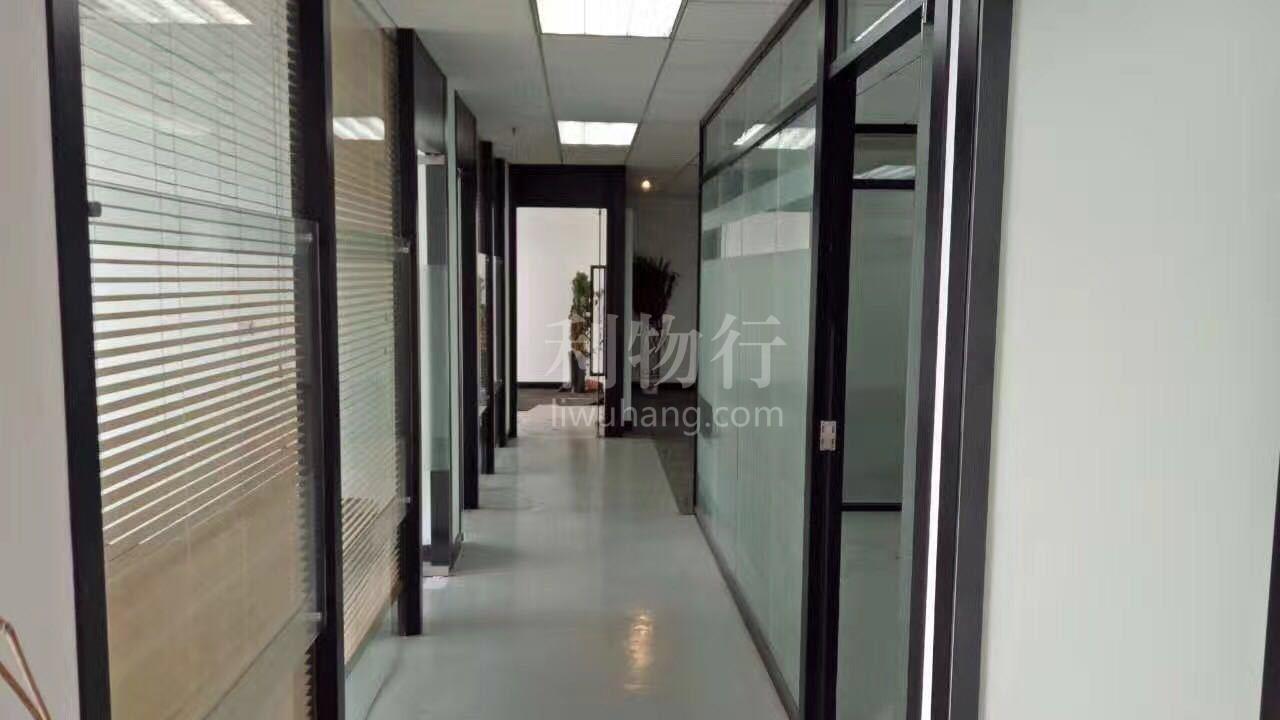 日月光中心写字楼678m2办公室6.00元/m2/天 精装修