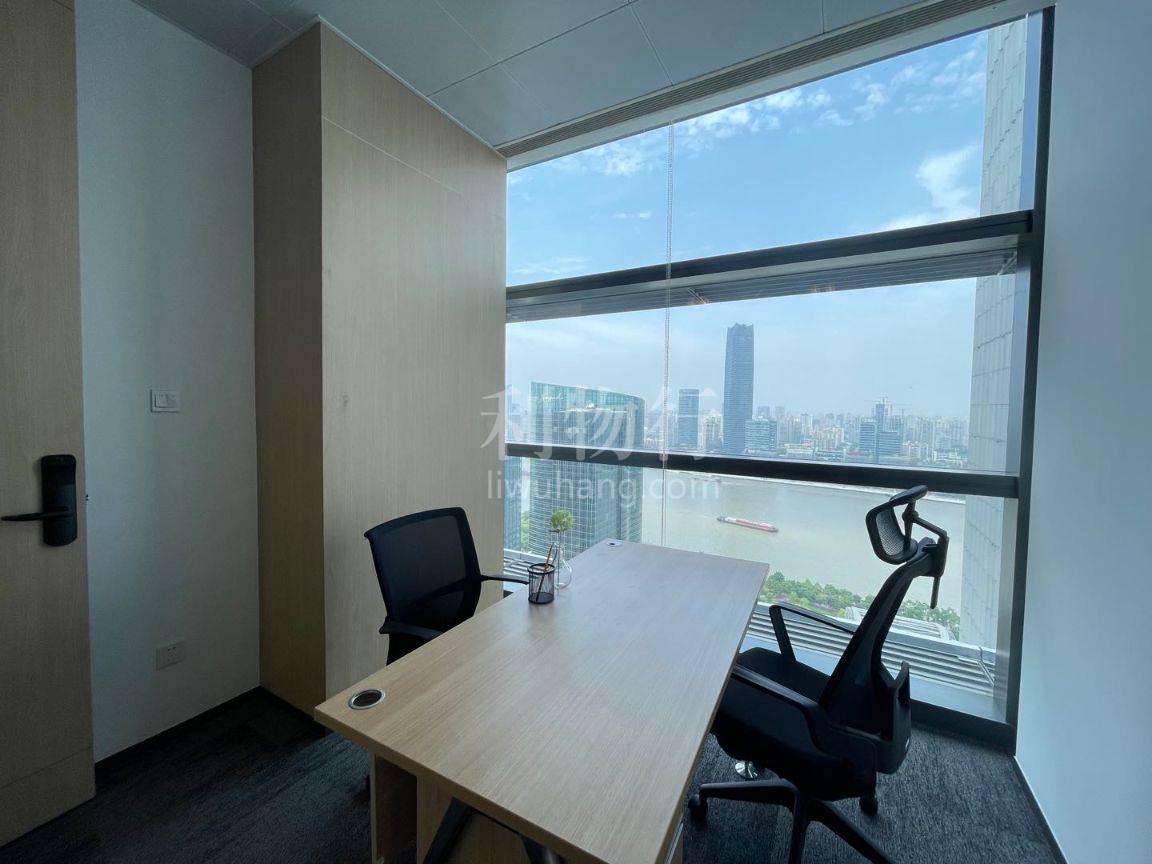 时代金融中心写字楼370m2办公室8.00元/m2/天 精装修