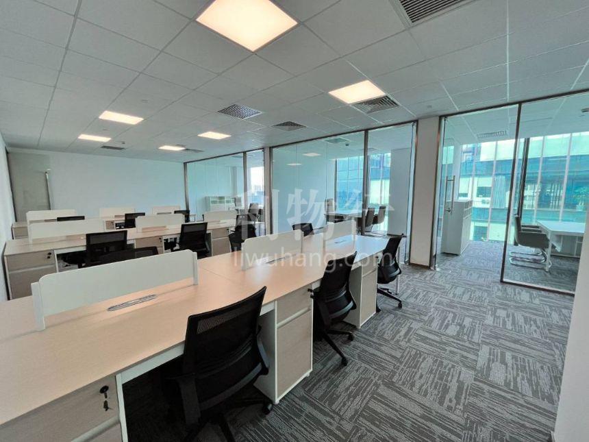 绿地汇中心写字楼138m2办公室4.50元/m2/天 精装修
