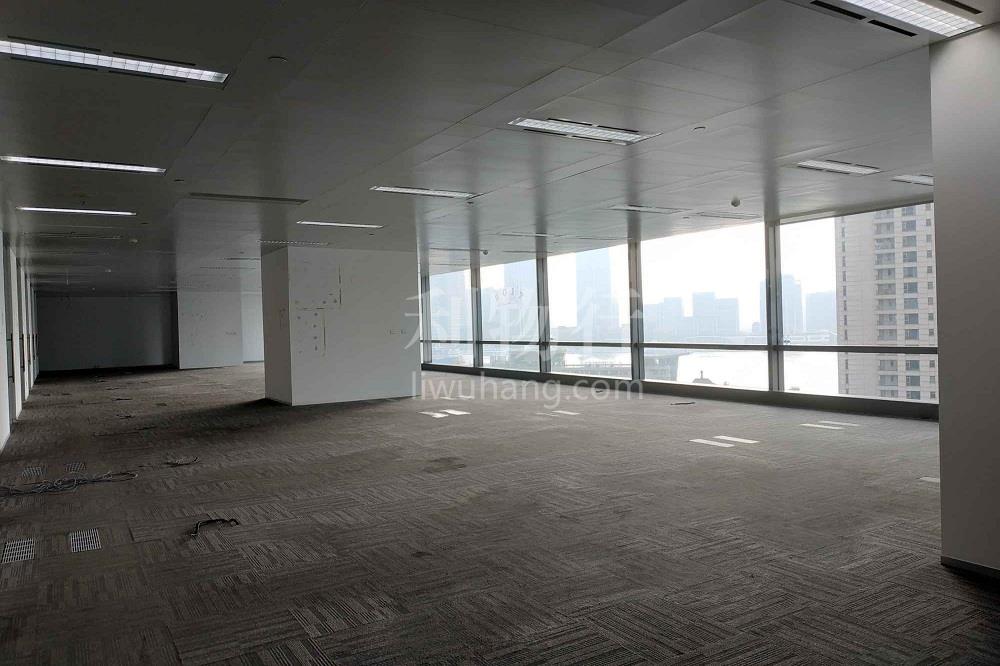 上海地产大厦写字楼1596m2办公室5.50元/m2/天简单装修