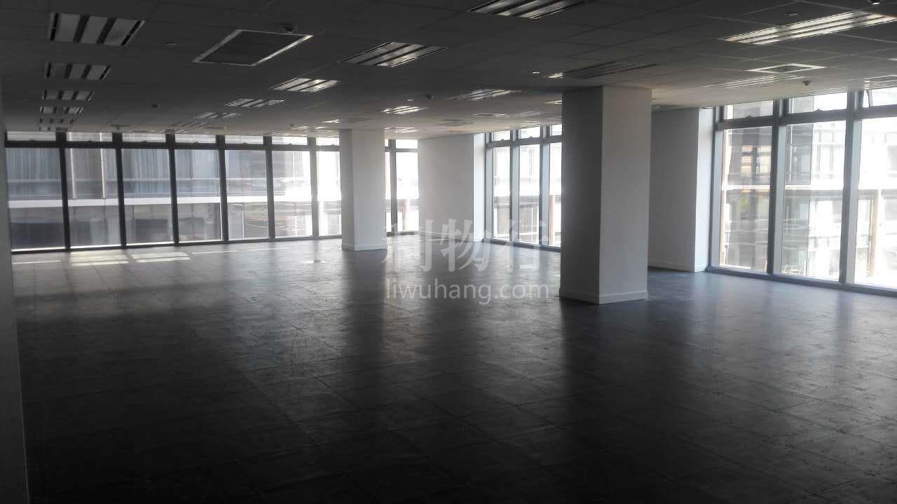 城开国际大厦写字楼347m2办公室5.50元/m2/天简单装修