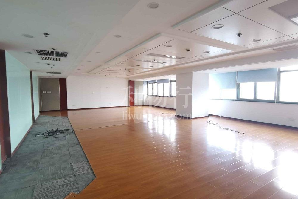 汇阳广场写字楼725m2办公室4.50元/m2/天 简单装修