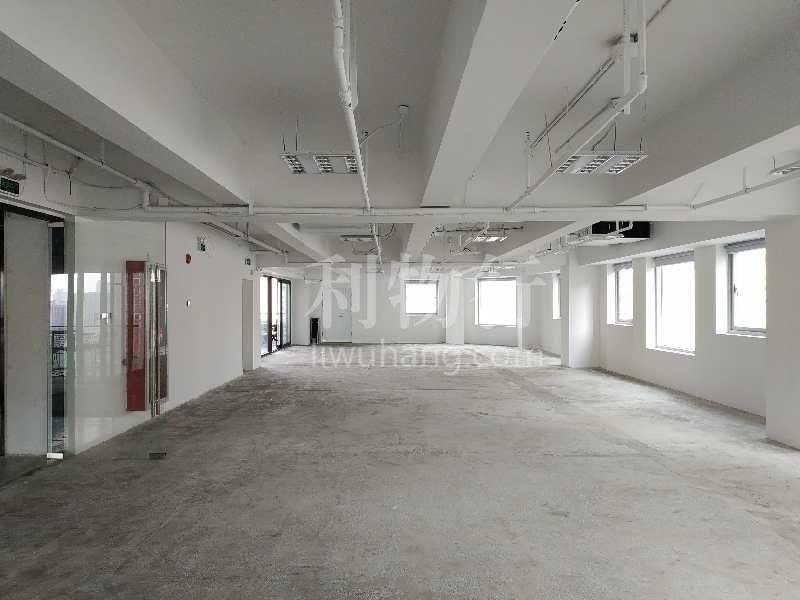徐汇base写字楼415m2办公室5.00元/m2/天 简单装修
